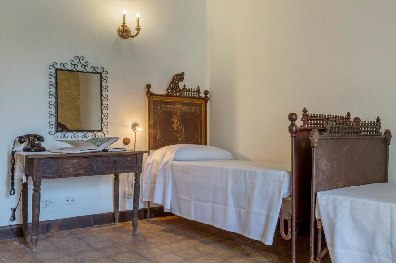 Masseria Fortificata Lo Zafferaneto Buccheri Ngoại thất bức ảnh